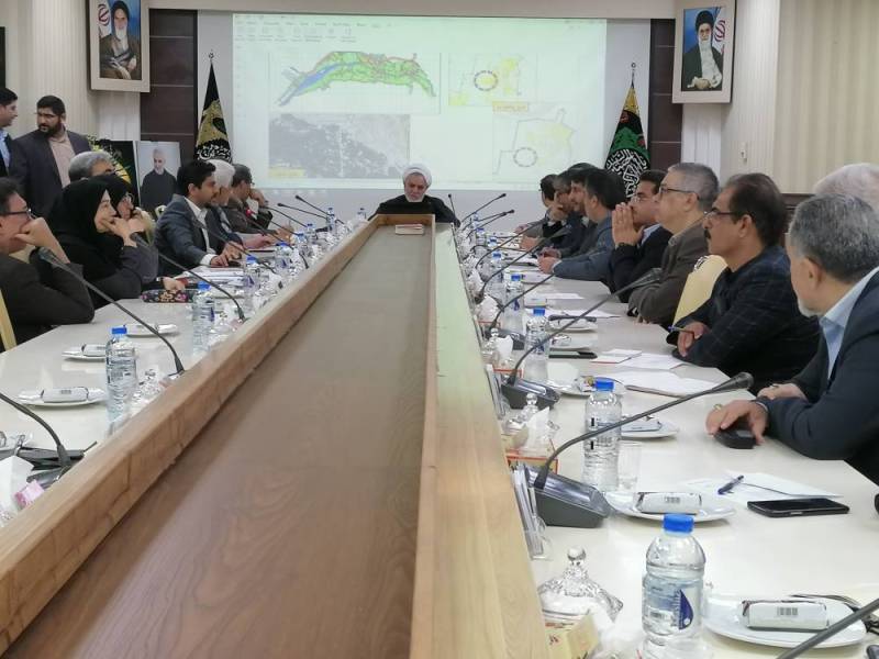 مسائل زیست محیطی فاضلاب هفت باغ کرمان بررسی شد